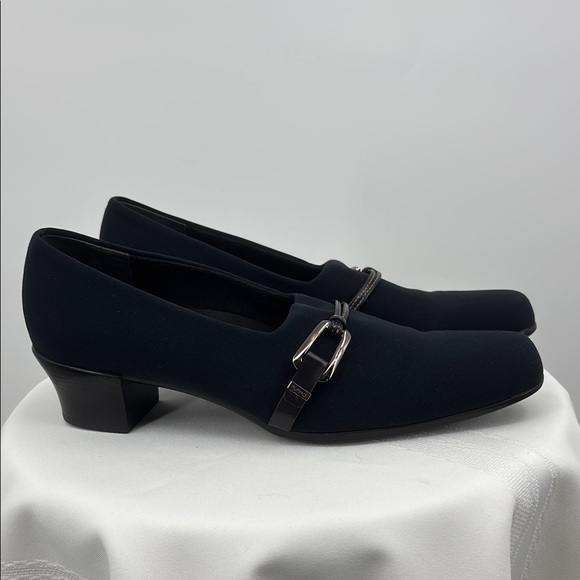 Munro Shoes - Munro Elegant Black Women's Heels, Size 9.5